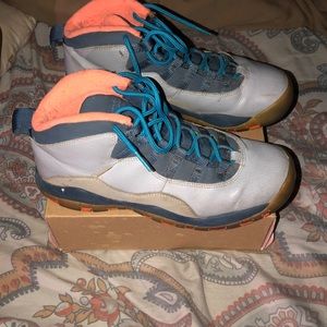 Air jordan 10s Bobcats must have ✨